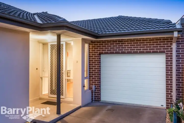 3/4 Nash Court, Altona Meadows VIC 3028