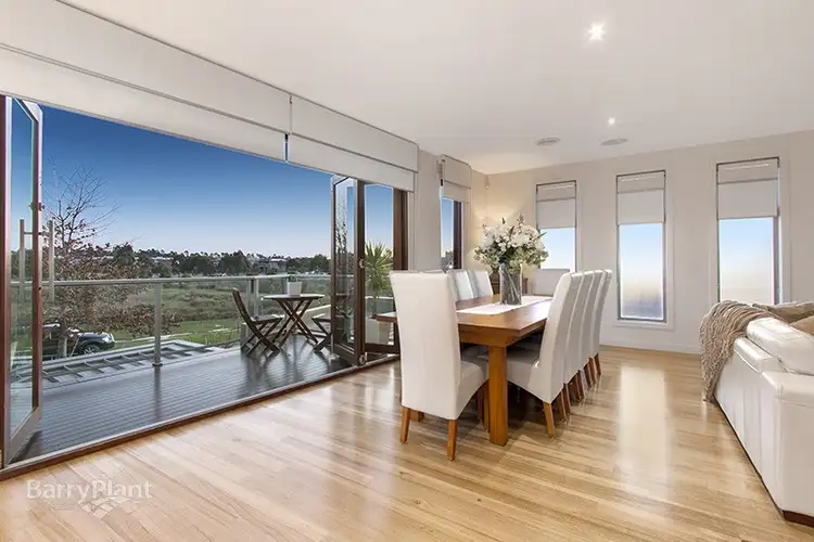 Fifth view of Homely house listing, 18 Canberra Avenue, Berwick VIC 3806