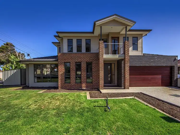 21 Craigielea Avenue, St Albans VIC 3021