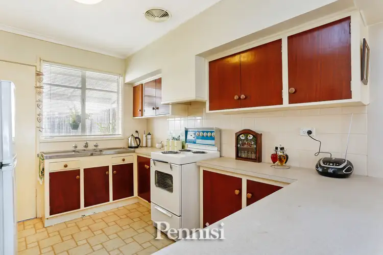 2/207 Napier Street, Essendon VIC 3040