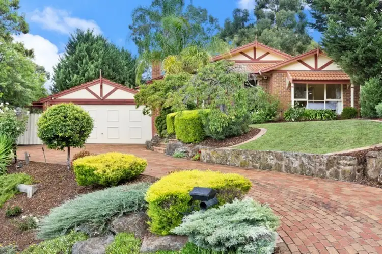 4 Cameron Court, Eltham VIC 3095