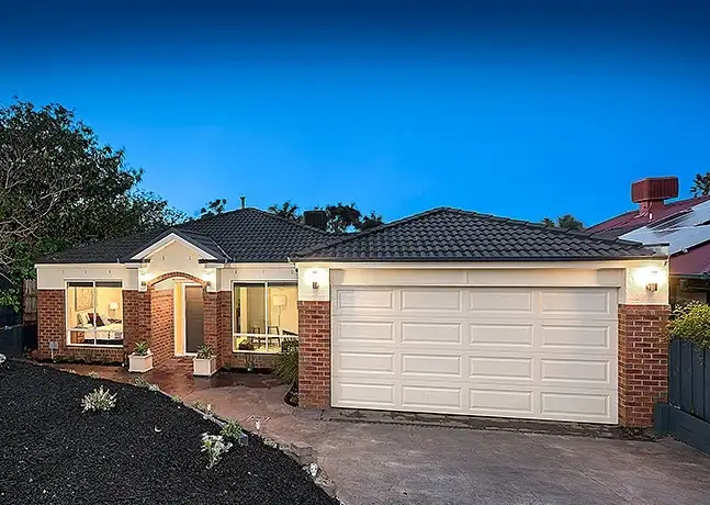 11 Kershaw Street, Parkdale VIC 3195