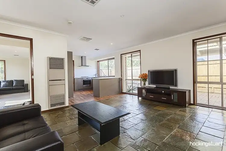 Fifth view of Homely house listing, 1 Glyndon Court, Seaford VIC 3198