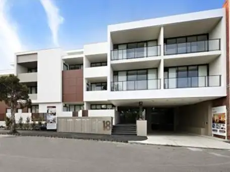 18 warliegh crescent