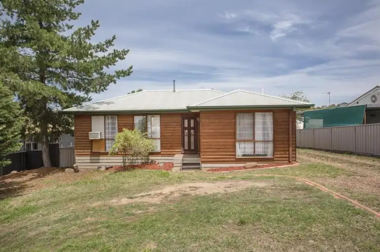 19 Dunstan Street, Eaglehawk VIC 3556