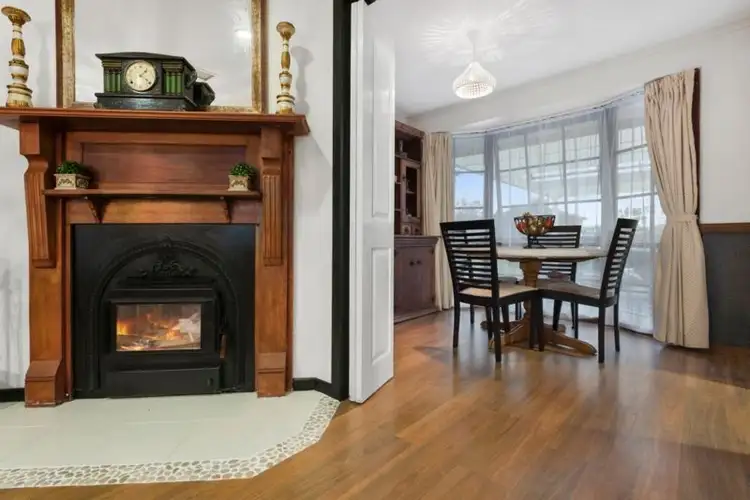 Fifth view of Homely house listing, 4 Bowen Court, Sunbury VIC 3429