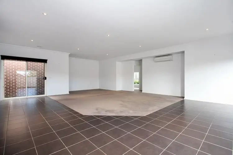 Fourth view of Homely townhouse listing, 2/47a Carronvale Road, Mooroolbark VIC 3138