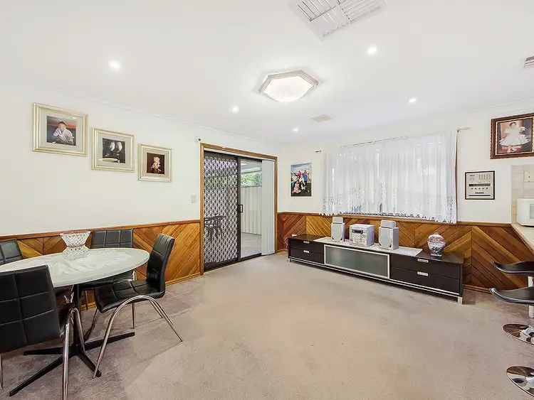 Fifth view of Homely house listing, 8 Merrimu Court, St Albans VIC 3021