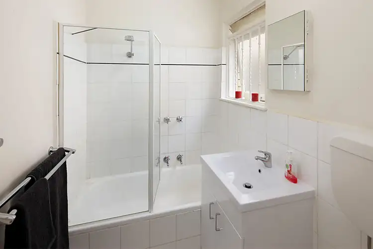 Fourth view of Homely apartment listing, 6/11 Belmont Avenue, Glen Iris VIC 3146