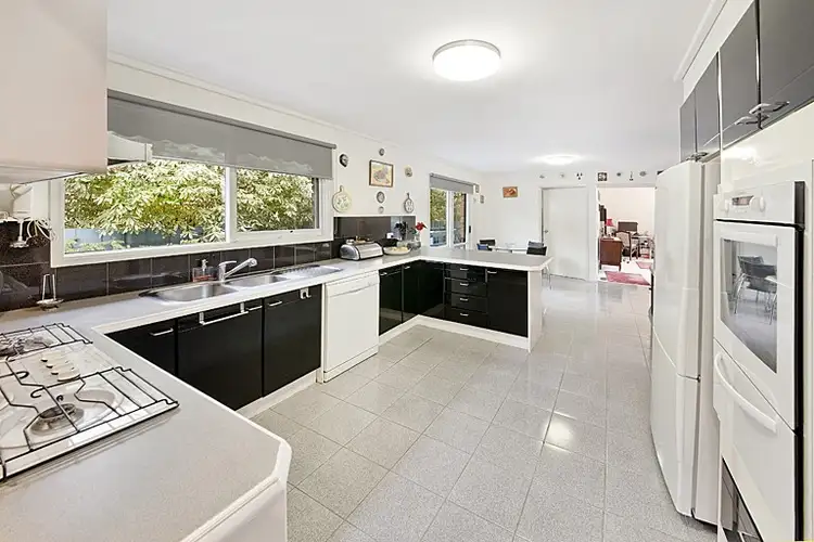 Sixth view of Homely house listing, 7 Maxflo Court, Highett VIC 3190