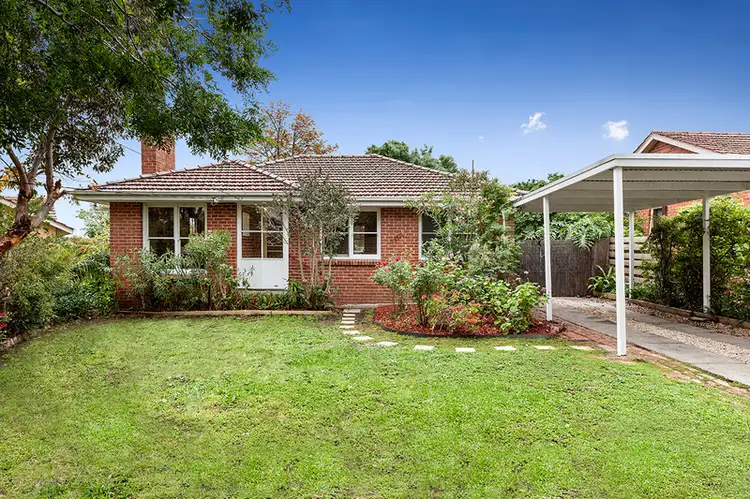17 Fox Court, Jacana VIC 3047