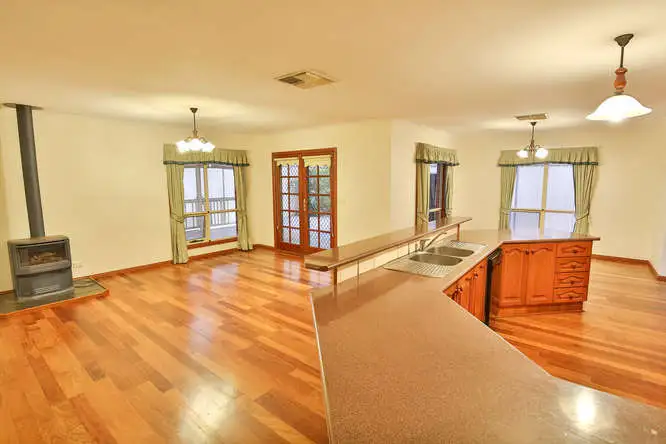 Third view of Homely house listing, 3 Sunset Court, Mildura VIC 3500