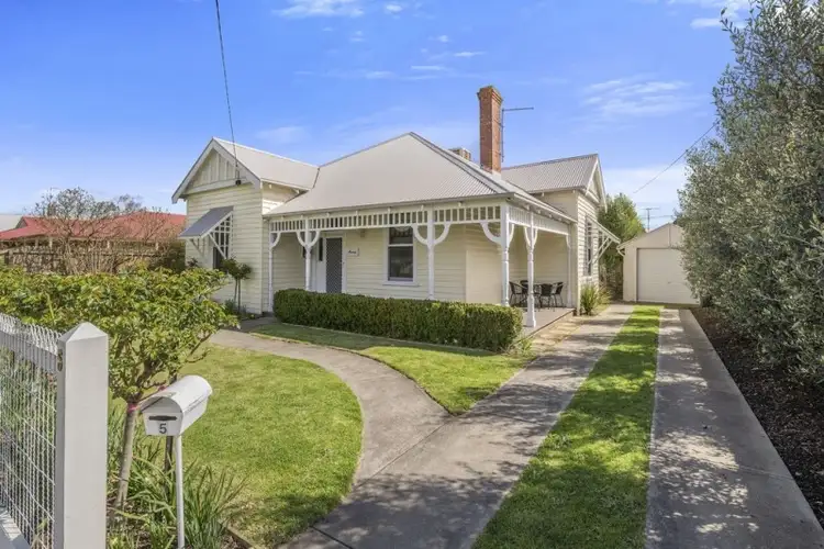 5 McLaughlin Street, Colac VIC 3250