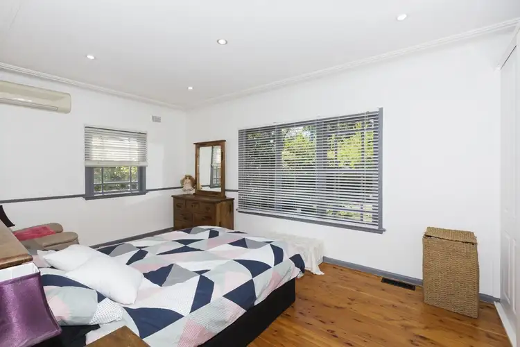 Fourth view of Homely house listing, 10 Edna Street, Warrimoo NSW 2774