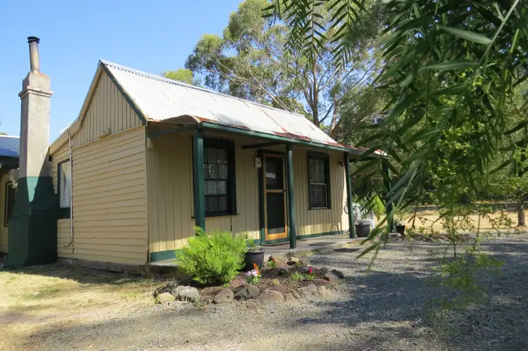 410 Clarendon-Lal Lal Road, Lal Lal VIC 3352
