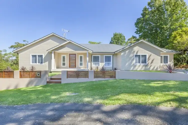 11 Davies Avenue, Springwood NSW 2777