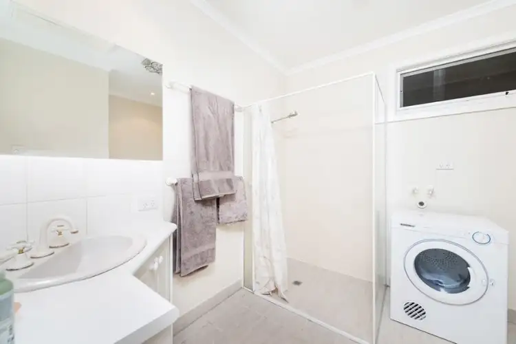 Sixth view of Homely unit listing, 4/32 Allambee Avenue, Camberwell VIC 3124