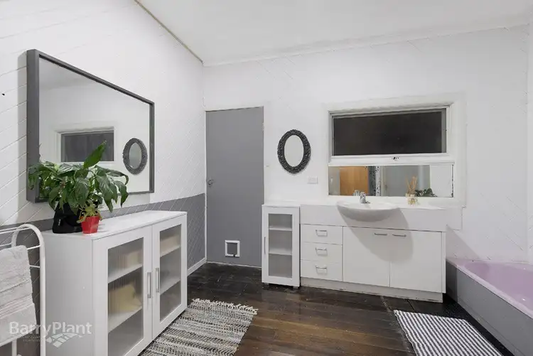 Fifth view of Homely house listing, 317 O'Neil Road, Beaconsfield VIC 3807