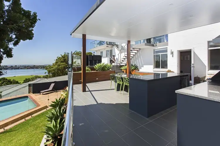 50 Gnarbo Avenue, Carss Park NSW 2221