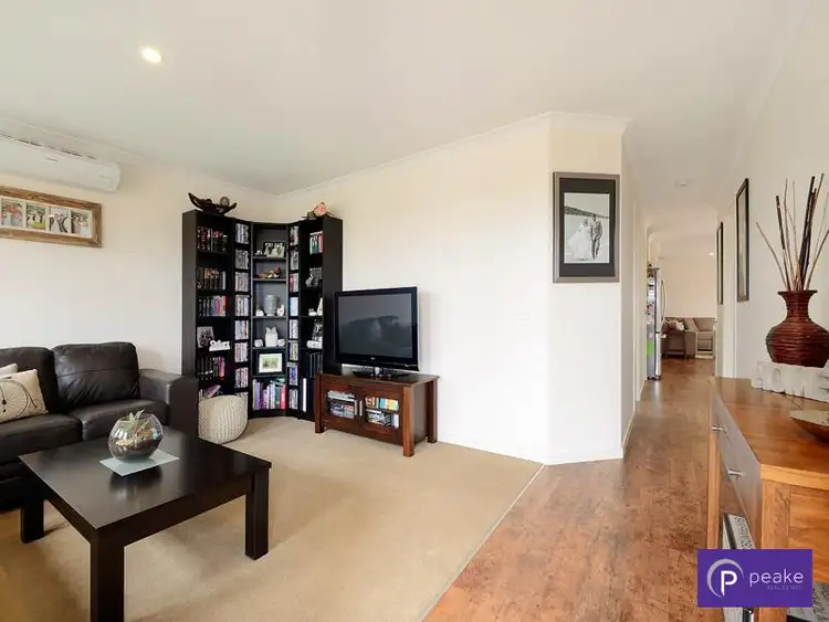 Fifth view of Homely house listing, 10 Cemetine Terrace, Cranbourne VIC 3977