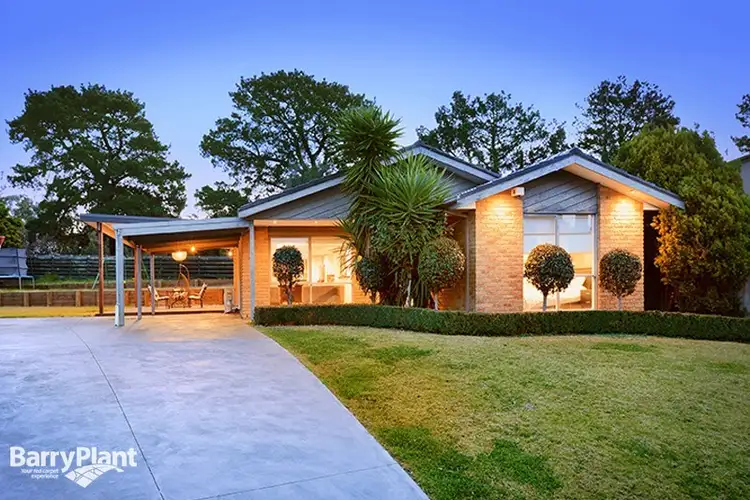11 Streeton Court, Rowville VIC 3178