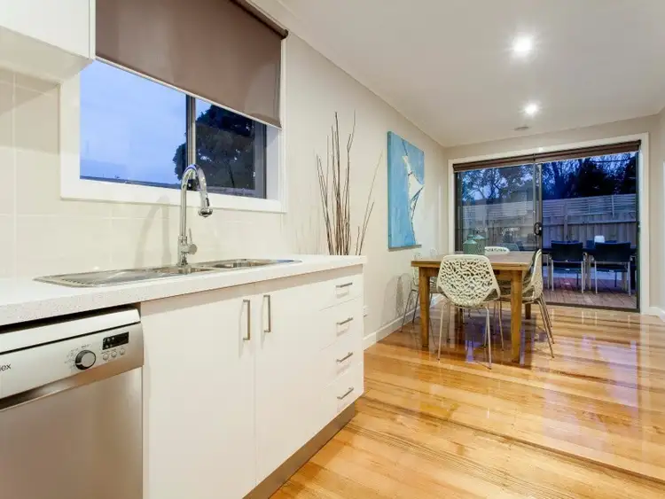 Sixth view of Homely house listing, 2 Genoa Court, Frankston VIC 3199