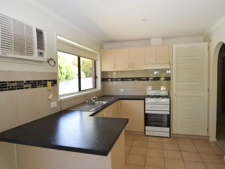 Fourth view of Homely unit listing, 3/6 Albert Court, Wangaratta VIC 3677