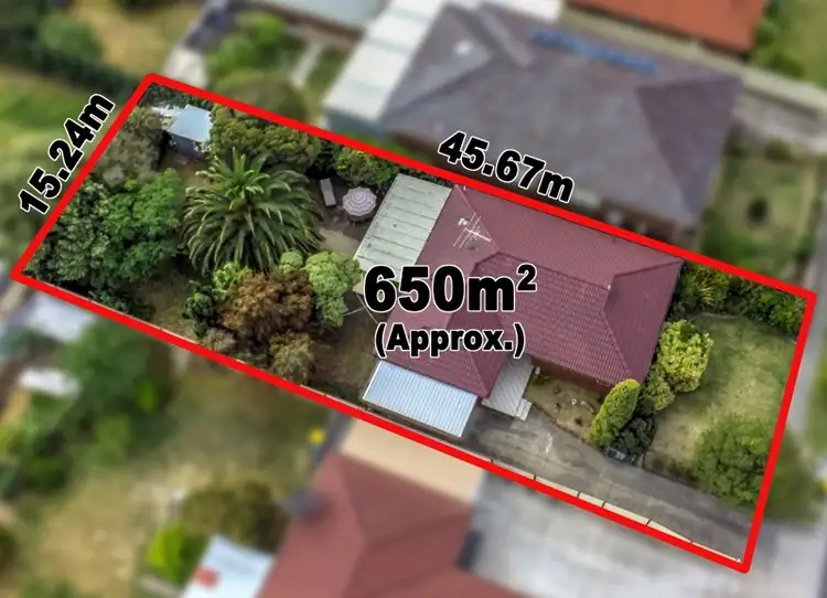 27 Reaburn Avenue, St Albans VIC 3021