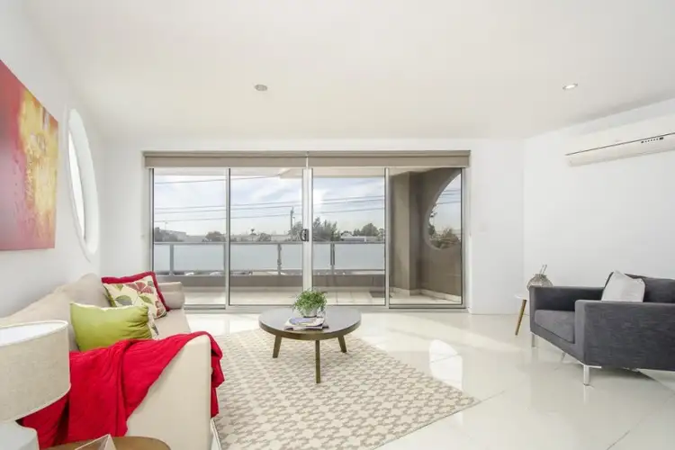 Third view of Homely unit listing, 2/28A Millers Road, Brooklyn VIC 3012
