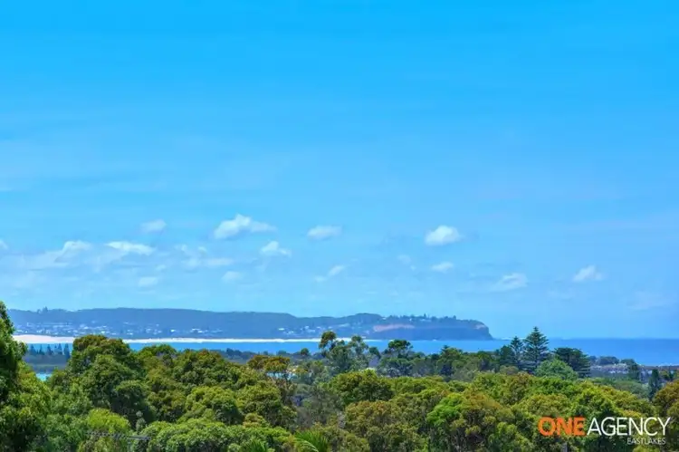 9 Yellowbox Close, Caves Beach NSW 2281