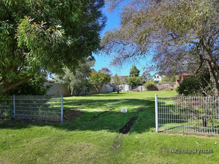 19 Cosmos Street, Dromana VIC 3936