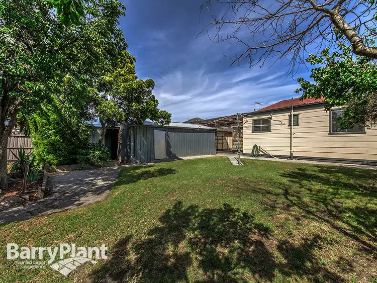 Sixth view of Homely house listing, 2 Cowper Avenue, St Albans VIC 3021