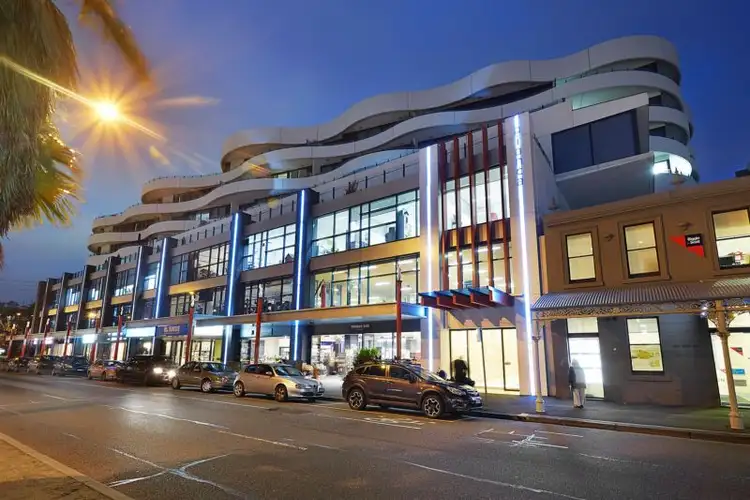 705/108 Bay Street, Port Melbourne VIC 3207