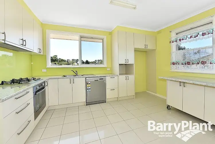 Fourth view of Homely house listing, 7 Larch Crescent, Mount Waverley VIC 3149