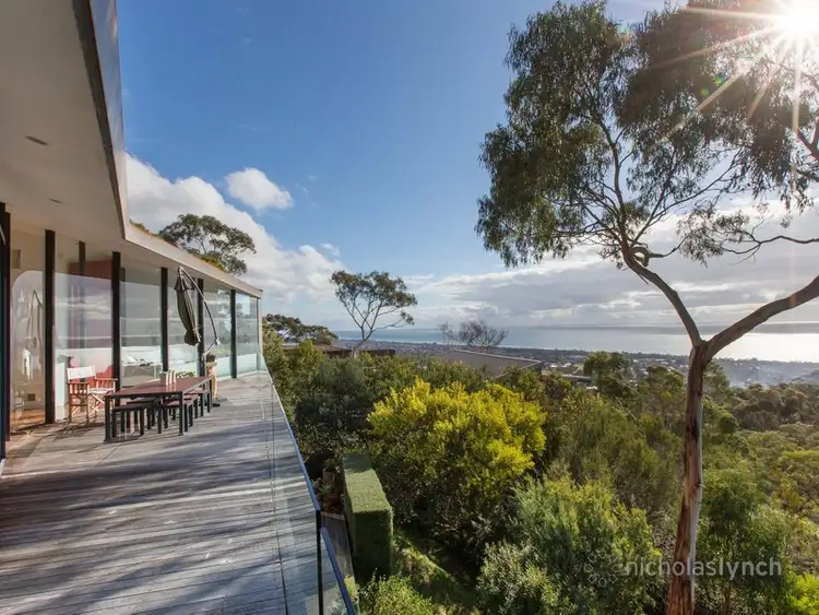2 Somers Avenue, Mccrae VIC 3938