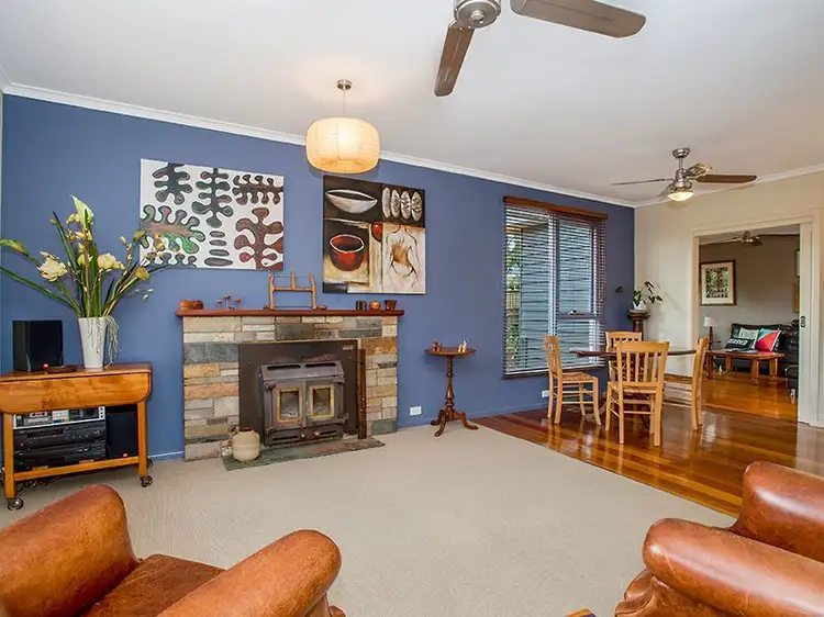 37 Raleigh Street, Forest Hill VIC 3131