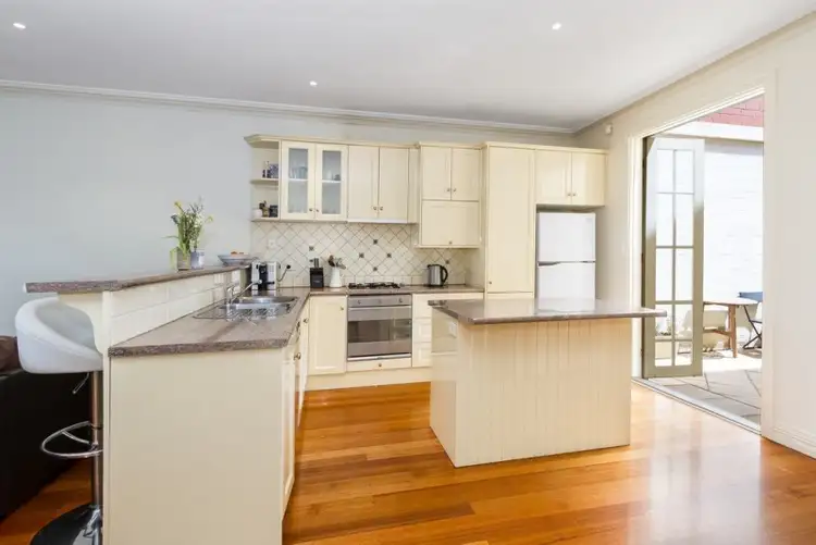 Fourth view of Homely townhouse listing, 2/68 Liddiard Street, Hawthorn VIC 3122