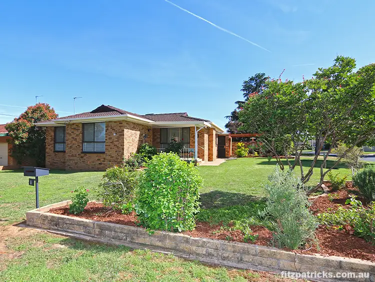 1 Fraser Street, Mount Austin NSW 2650