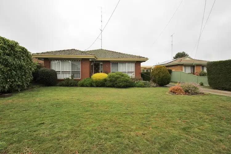 54 Park Street, Wendouree VIC 3355