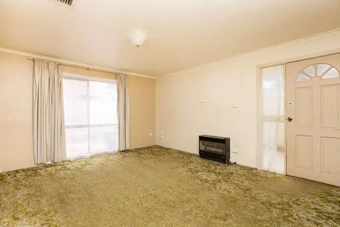 Fifth view of Homely townhouse listing, 1/44B Jamieson Avenue, Red Cliffs VIC 3496