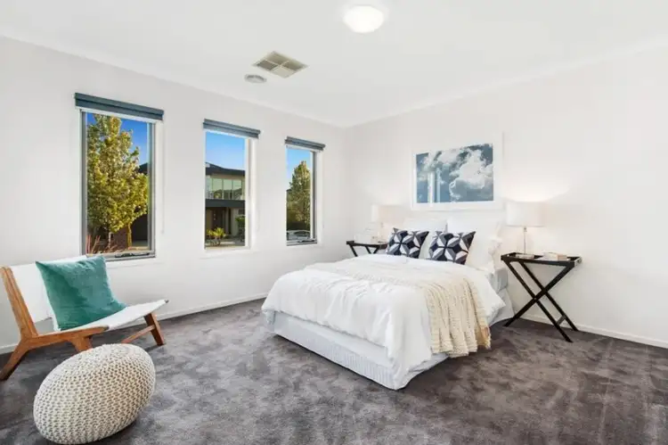 Fifth view of Homely house listing, 8 Correa View, Maidstone VIC 3012