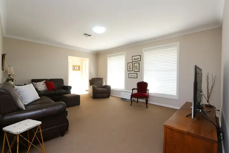 Third view of Homely house listing, 6 Hilltop Cres, Bolwarra Heights NSW 2320