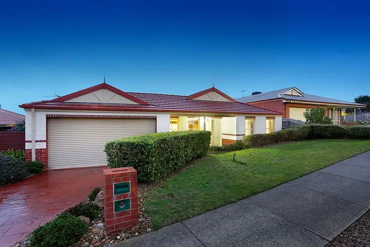 4 Netherclift Court, Mornington VIC 3931