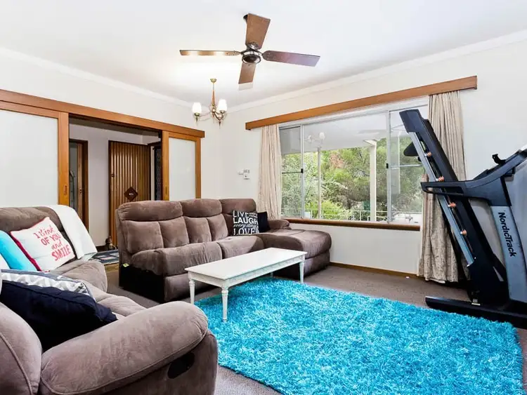 Sixth view of Homely house listing, 2 Marnie Road, Glen Forrest WA 6071