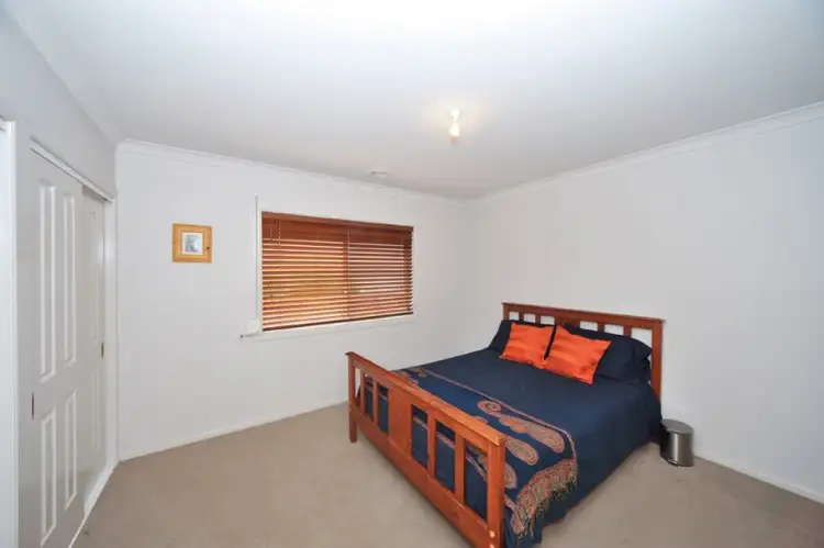 Sixth view of Homely house listing, 6 Bridle Court, Maiden Gully VIC 3551