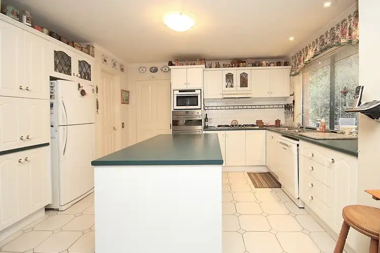 Sixth view of Homely house listing, 15 Catalpa Place, Lysterfield VIC 3156