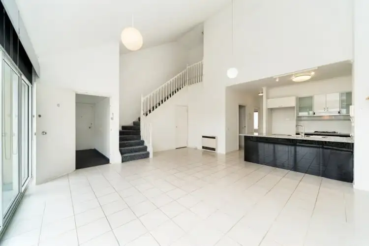 6/1070 Lygon Street, Carlton North VIC 3054