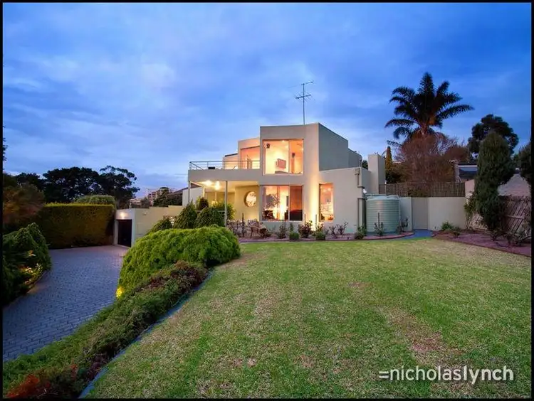 5 Otaria Street, Mount Eliza VIC 3930