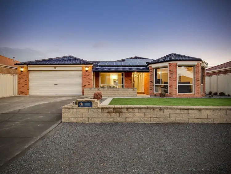 16 Diana Drive, Werribee VIC 3030