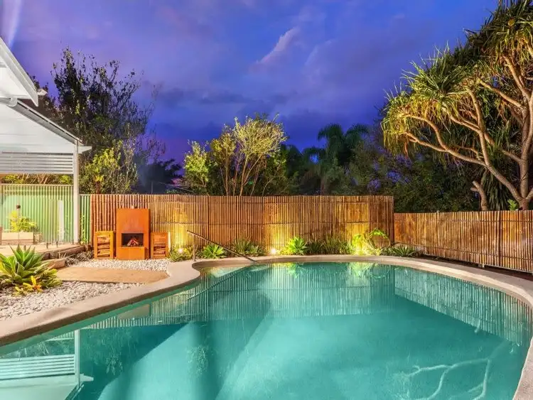 27 Sarina Street, Stafford Heights QLD 4053